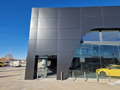 Montaje Concesionario Mercedes Benz en Madrid
