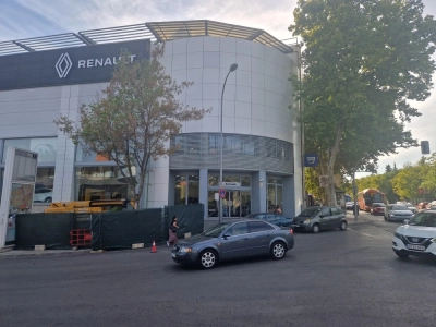 Montaje en Concesionario Renault en Madrid