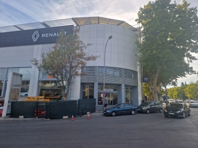 Montaje en Concesionario Renault en Madrid